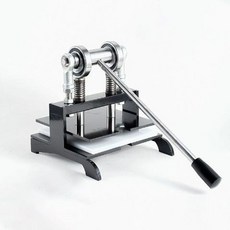 Shark家具 手動模切機 壓克力刀模 衝壓機 皮革布料切割, 1個