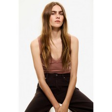 국내백화점 H&M 가디건 브랜드관 리브드 슬리브리스 탑 더스티 브라운 1310485003 커플 사무실 (BK파우치 증정)