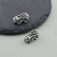 비즈톡 [SVP-08-01]순은펜던트 실버999 복 돈을 물어오는 연꽃비휴(소) 18mm