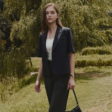 잇미샤 25 FW 하프슬리브 크롭 자켓 ITP8ZJK700 1025956