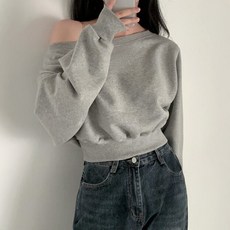 로엘란 여성 언발 오프숄더 맨투맨 크롭 긴팔 데일리 캐주얼 루즈핏 여리핏 청순 데이트룩 R-C55