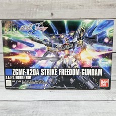 BANDAI 紅標 1/144 HG #201 攻擊自由鋼彈 新生版 SEED 模型, 1個
