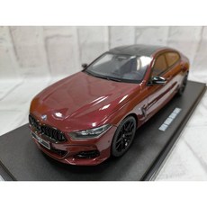 GT SPIRIT 1:18 BMW M850i Gran Coupe 模型車, 1個