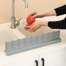 룸앤잇 물 튐 걱정 제로 실리콘 싱크대 물막이, 그레이, 1개