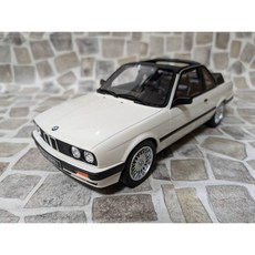 OTTO OT1097 BMW 325i E30 TC2 1988 純白模型, 1個