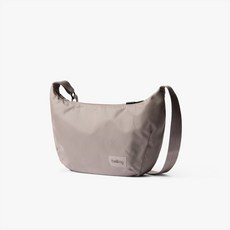 벨로이 Laneway Crescent Bag 2.5L BOAA Fawn