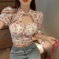 꽃무늬 홀터넥 하트넥 앞트임 쉬폰 크롭 반팔 홀복 블라우스 어깨 퍼프 허리 슬림 브로치