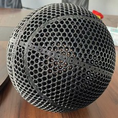 可開發票 3D打印籃球 雙層高迴彈 中考訓練手感 靜音籃球 微瑕疵 籃球 送男友禮物擺件 鏤空室內室外靜音球免充氣, 7號黑色, 1個
