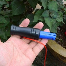 戶外仿鴨聲口哨 塑料引誘口哨 防身求生笛, 藍色（塑料款, 1個