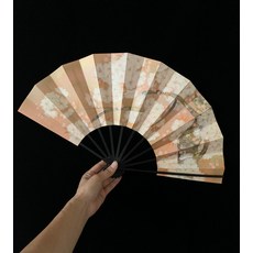 花扇子 飾舞扇, 如圖所示, 1個