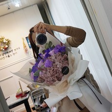 당일발송 오묘한 프로포즈꽃다발 수국 장미꽃다발