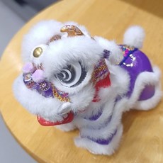 【開發票/統編】手工非遺舞獅車載擺件 客廳桌麵醒獅禮品 汽車中控吊飾 平安吉祥物 環保PVC材質 傳統工藝車內裝飾 送禮首選, 1個, 紫