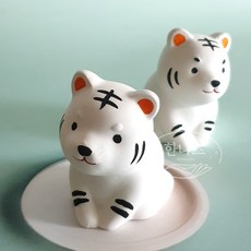 절하는 호랑이 수제 실리콘몰드 세배하는 호랑이몰드 새해몰드 타이거몰드, 반투명