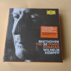 貝多芬 32首鋼琴奏鳴曲全集 8CD 肯普夫演奏 DG唱片 60年代立體聲錄音, 如圖所示