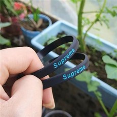 限時下殺 潮牌硅膠手環勵志籃球同款健身運動男女學生情侶夜光腕帶飾品手鍊, 塗鴉黑色 時尚潮牌, 1個