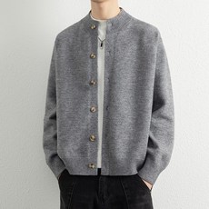 毛衣男秋冬季上衣長袖圓領防寒保暖防風休閒日常運動工作通勤商務男裝紳士寬鬆大碼韓版打底內搭修身彈性柔軟簡約毛線衣大學T過年聖誕紅色針織上衣發熱衣仿羊毛衣YF繹風推薦復古風立領金屬紐扣針織開衫男簡約純色寬