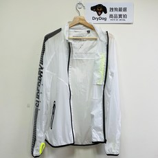 跩狗嚴選 極度乾燥 Superdry Flyweight 運動 極輕量 薄夾克 光學白 防潑水 無帽 外套 薄風衣, 1個