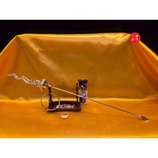 龍筑刀劍 太子槍 銅製鍍銀槍頭 珠龍、朱虎款太子槍 銅製鍍金龍頭 不銹鋼桿身 一尺3神尊手拿 七星劍 關刀, 1個, 銅製鍍銀槍頭、銅製鍍金龍頭