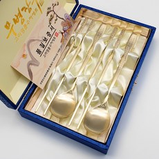 고려 훈민정음 티타늄 골드 부부 금수저 2벌 선물세트 (2인용) + 품질보증서 + 고급케이스 티타늄 골드 레이저각인 수저 스테인레스18-10, 1개, 수저2벌 (2인 세트)