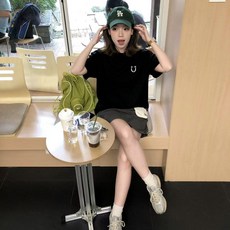 투니스 여성 스마일 프린팅 루즈핏 반소매 티셔츠