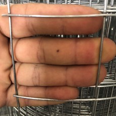 鍍鋅鐵絲網圍欄 鐵網 格網 鋼絲網 防鏽養殖網, 1個, 1.5米高20米長6釐米孔2.0加粗
