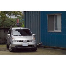 LIVINA 五座 2009年 一手車 跑3萬 原廠保養 可鑑定 桃園大溪, 1個