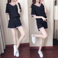 FEIFANHUI 休閒運動套裝，V領短袖短褲兩件套，透氣舒適居家外出服