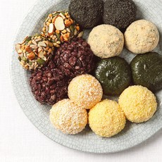 [제라헌] 제주 동문시장 오메기떡 (팥 흑임자 쑥 견과류 바나나 망고 인절미), 30개, 50g