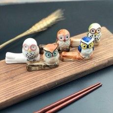陶瓷可愛貓頭鷹筷子架筆託, 1個, 五款一套數樹樁上的貓頭鷹