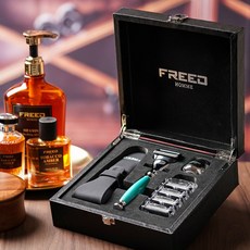 FREED HOMME 五刀式刮鬍刀禮盒 - 湖水綠, 1套, 免費刻字