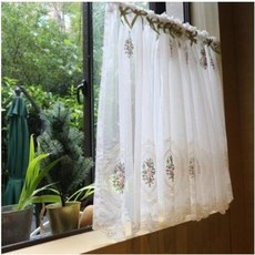 작은창 쉬폰 자수 커튼 햇빛차단 암막 그릇장 가리개 카라반