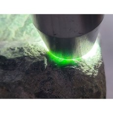 瓜地馬拉七彩翡翠原石 墨翠賭石料 牌子戒面材料 1029克, 1個