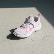 나이키 코스믹 러너 리틀키즈 아동 운동화 HM4400-103