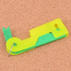 실 끼우기 도구 바늘귀 꿰기 니들헬퍼 바늘 구멍 실꿰기, 2개