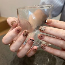 小紅書爆款穿戴甲短款小白兔甜酷美甲貼片珍珠水鑽金粉假指甲30片, 1個, BY1469金斑領結:穿戴工具包款