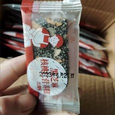 호두품은대추파이 자오파이 대추 호두 건강식 淘亿味黑芝麻红枣核桃枸杞糕玫瑰健康纯手工切糕休闲零食大全各种, 买2包送2包