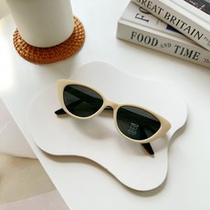 B.P飾品專賣 五月新款-輕巧偏光矽膠彈性貓眼兒童墨鏡 太陽眼鏡 輕量 檢驗合格 抗UV400 兒童偏光墨鏡 歐