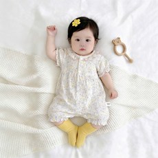 모모쨩 플라워 패턴 카라 반팔우주복