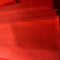 婚慶喜宴紅布剪裁裝飾大紅布料，適用於花球紅旗絲綢揭幕展會慶典，增添喜慶氣氛, 1個