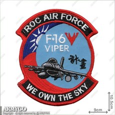 ARMYGO 空軍F-16 V 戰鬥機章，精緻軍事模型，重現經典戰機風采, 1個, 不車魔鬼氈