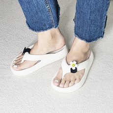 에센티알 키높이 쪼리 샌들 슬리퍼 스마일 플라워 4CM 커플 남여공용 플립플랍 여름 여성 바캉스