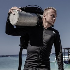 Fourth Element Thermocline Jacket 男款防寒夾克