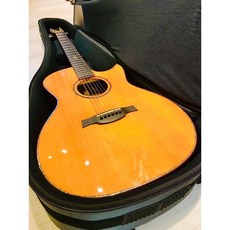 Magic SA-4000C 單板民謠吉他，附琴袋, 1個