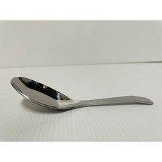 王樣 不鏽鋼兒童匙 湯匙，食品級材質，圓潤匙面，寶寶安全餐具, 兒童小台匙, 1個