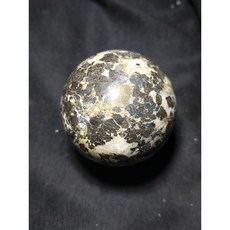 晶棋 黃鐵礦球 共生黑閃石 1503, 1個