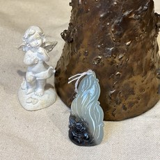 君遇 天然A貨翡翠 冰種烏雞半山水九尾狐吊墜 人緣魅力 招桃花, 1個