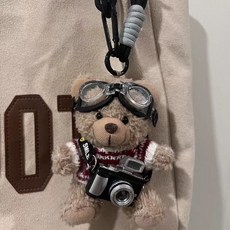 高顏值相機小熊鑰匙扣包包掛飾書包掛件ins風情侶款禮物女生, 1個, 【棗紅衣閃光XJ】咖熊-黑繩, 【棗紅衣閃光XJ】咖熊-黑繩