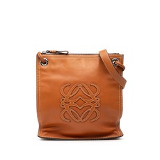 로에베 중고 2000-2010 애너그램 레더 크로스 백