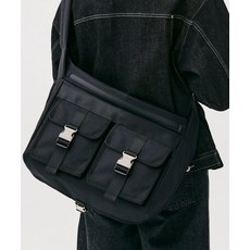트릴리온 TRILLION 투 버클 메신저 백 (BLACK) TRBG02BK 120502, none