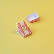 미니어처 샌드위치틀 DIY 소품 주방용품 미니어처만들기 간식조리도구 인형놀이 장난감, 1개, 삼각 샌드위치 핑크 딸기